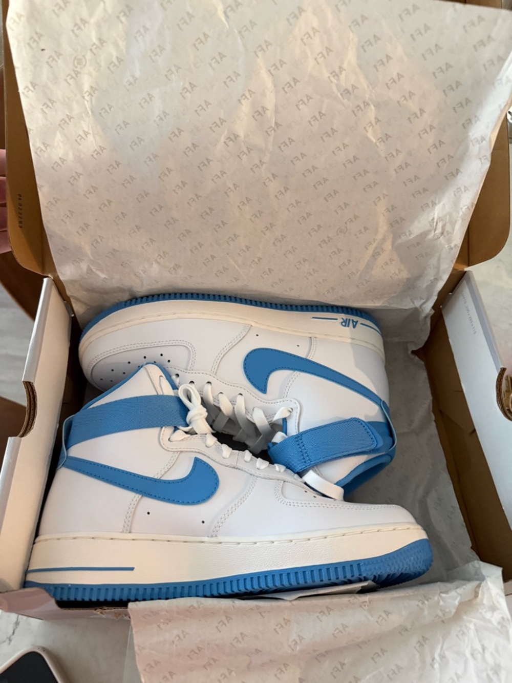 Air Force 1 Nike High-Top Sneakers White & University Blue - Picture 2 of 4